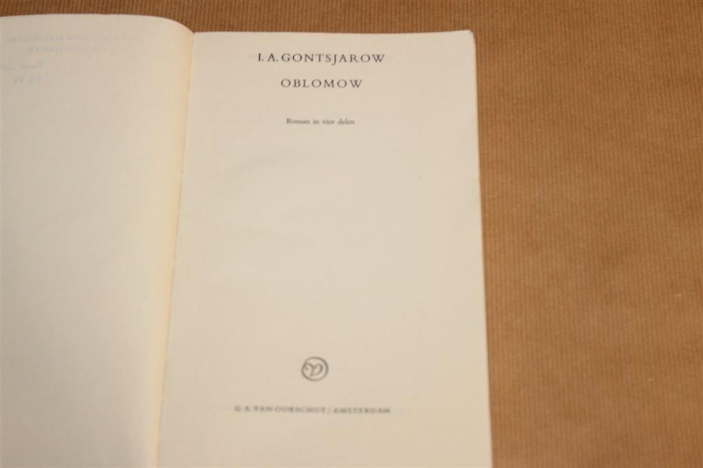 Oblomow — Gontsjarow — De Russische Bibliotheek, Ophalen of Verzenden, Gelezen