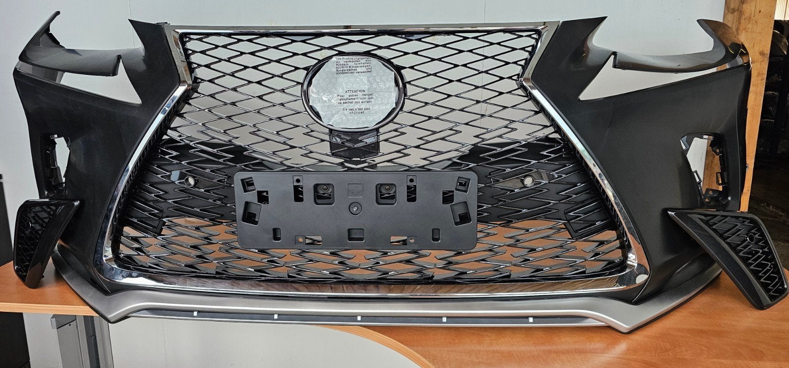 Lexus NX Bumper Voor (2018-2021), Ophalen of Verzenden, Voor, Lexus, Bumper