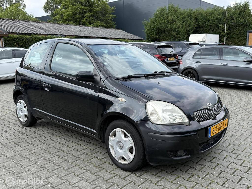 Toyota Yaris 1.3 VVT-i S-Line Airco|Trekhaak|, Auto's, Toyota, Voorwielaandrijving, 1299 cc, Gebruikt, 31 €/maand