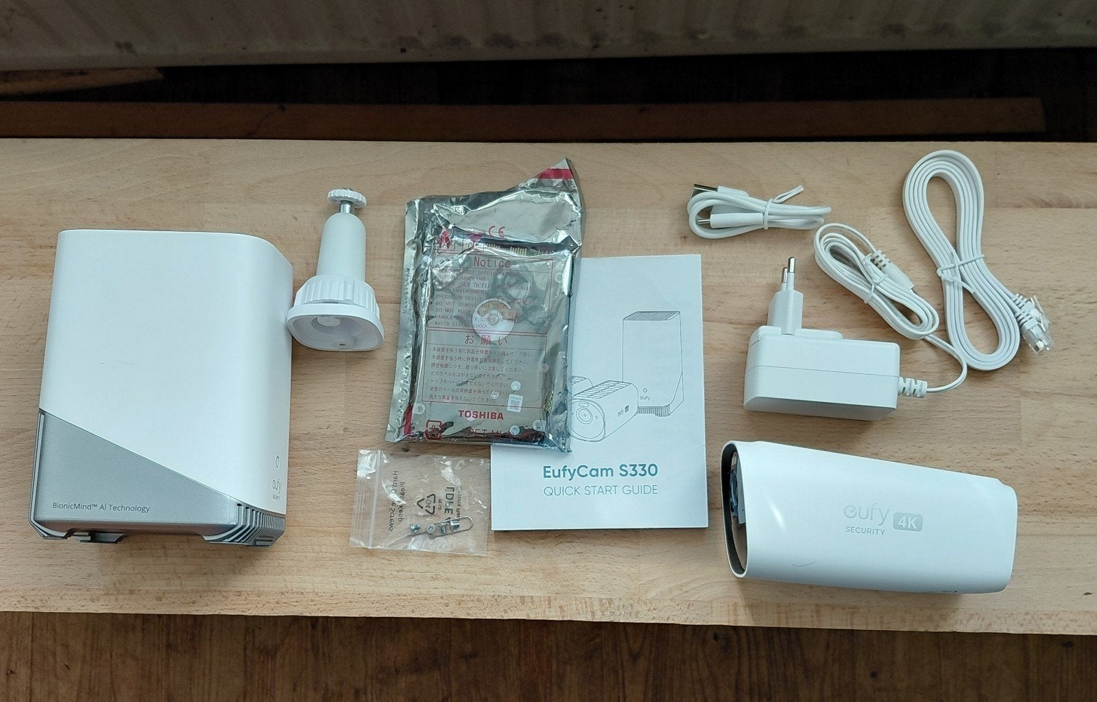 Nieuwe Set 1x Homebase 3, harde schijf1 camera S330 met 1TB, Ophalen of Verzenden, Nieuw