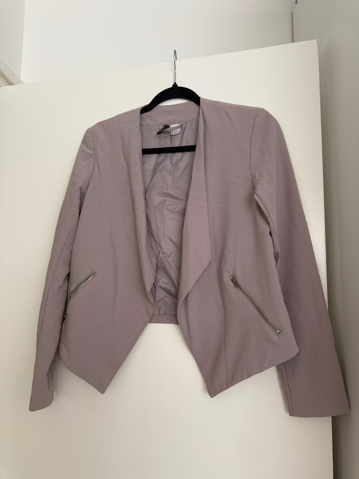 Stijlvol H&M Divided Blazer - Maat S, Kleding | Dames, Jassen | Zomer, Ophalen of Verzenden, Gedragen, Maat 36 (S), Paars