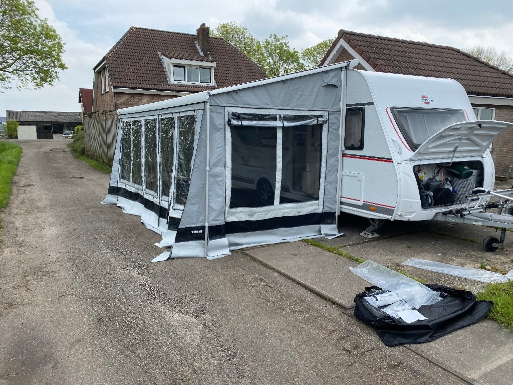 Thule Veduta Luifeltent en wanden 5m, Ophalen, Nieuw, Thule