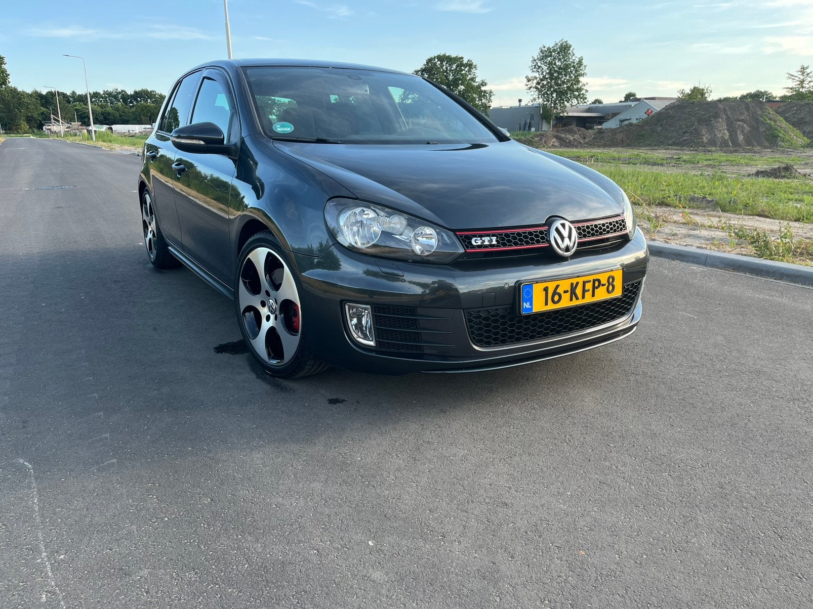 Volkswagen Golf 2.0 GTI 155KW DSG 2009 Grijs, Zwart, 4 cilinders, 211 pk, Zilver of Grijs