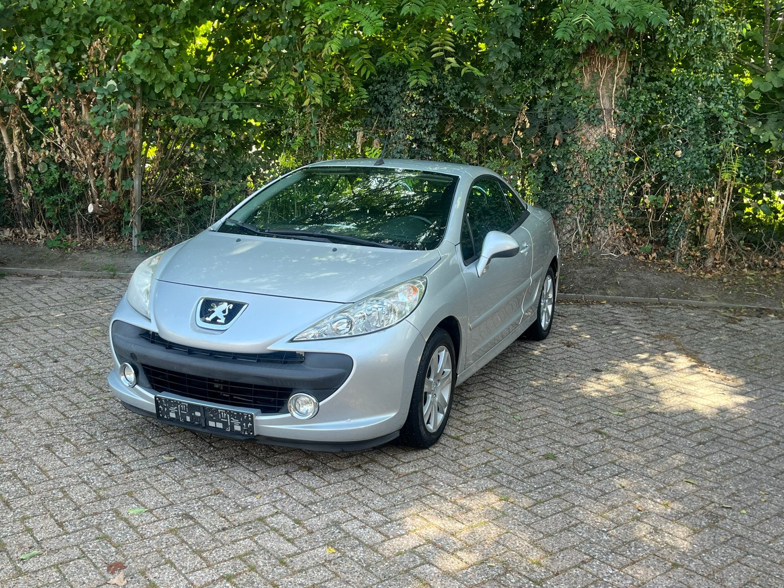 Peugot 207cc 1.6 EXPORT, Voorwielaandrijving, Zwart, 4 cilinders, Cabriolet