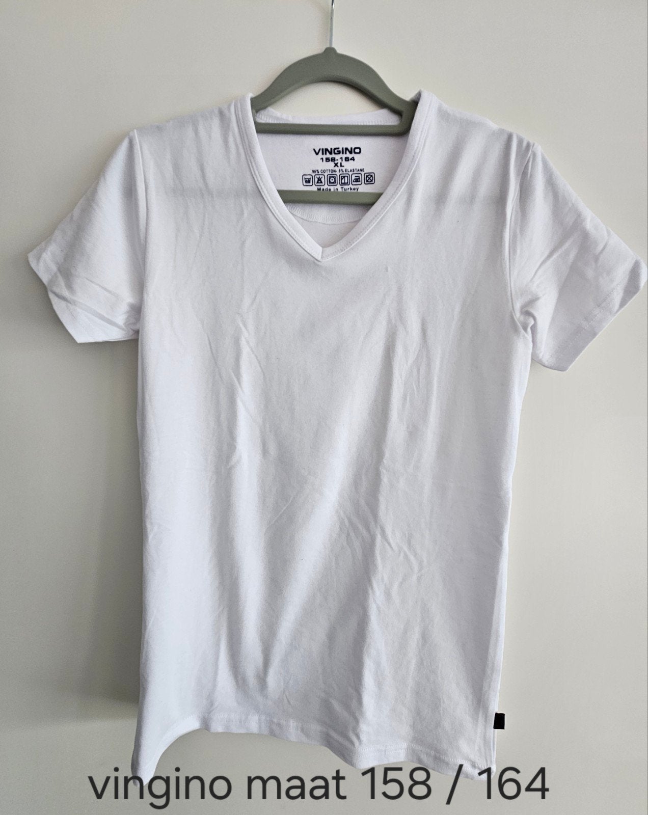 vingino shiet wit v hals maat 158 zgan, Ophalen of Verzenden, Zo goed als nieuw, Jongen, Shirt of Longsleeve