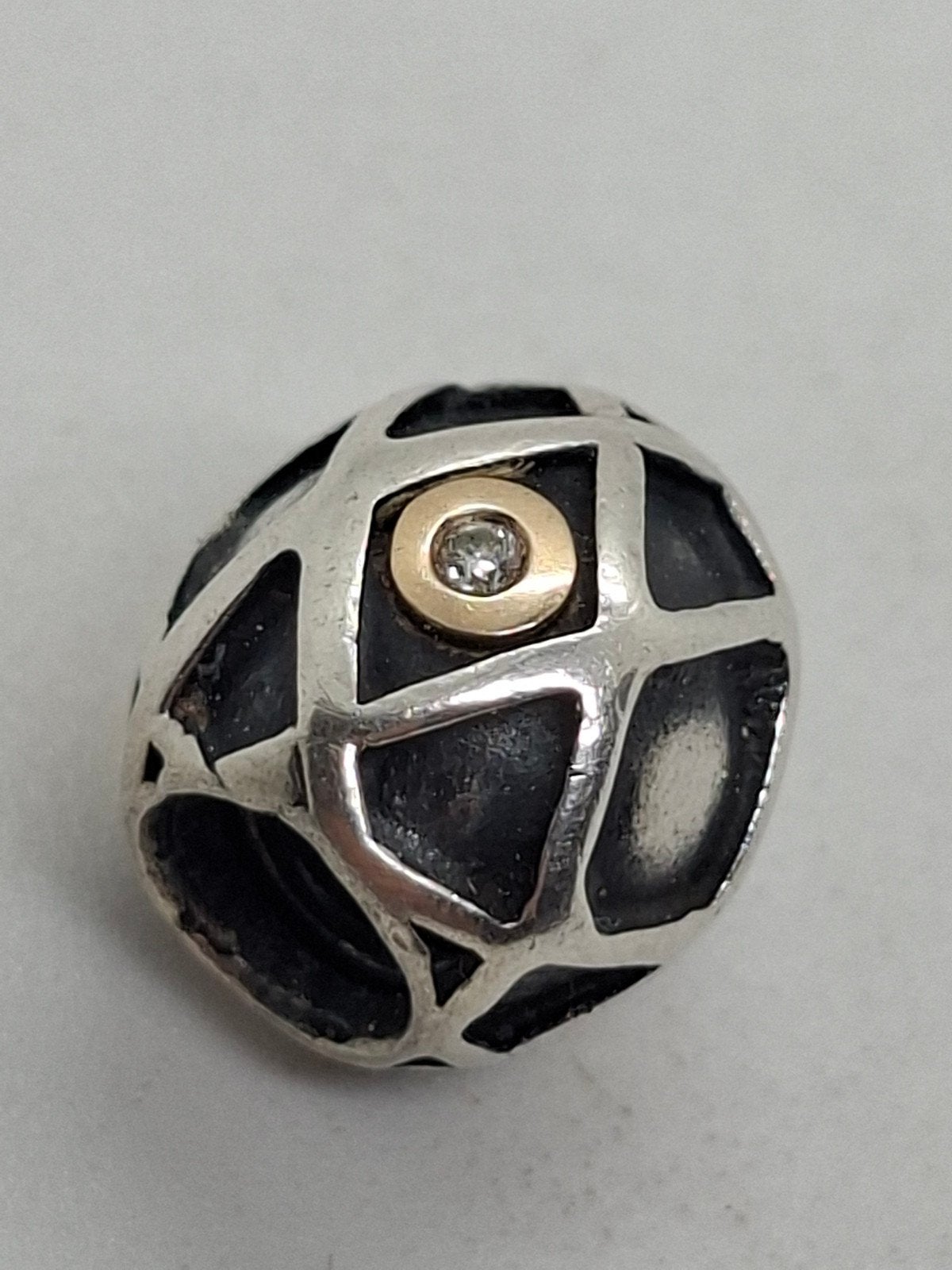 Zilveren bedel Pandora armband met 14k goud en diamanten, Pandora, Ophalen of Verzenden, Zo goed als nieuw, 1 bedel