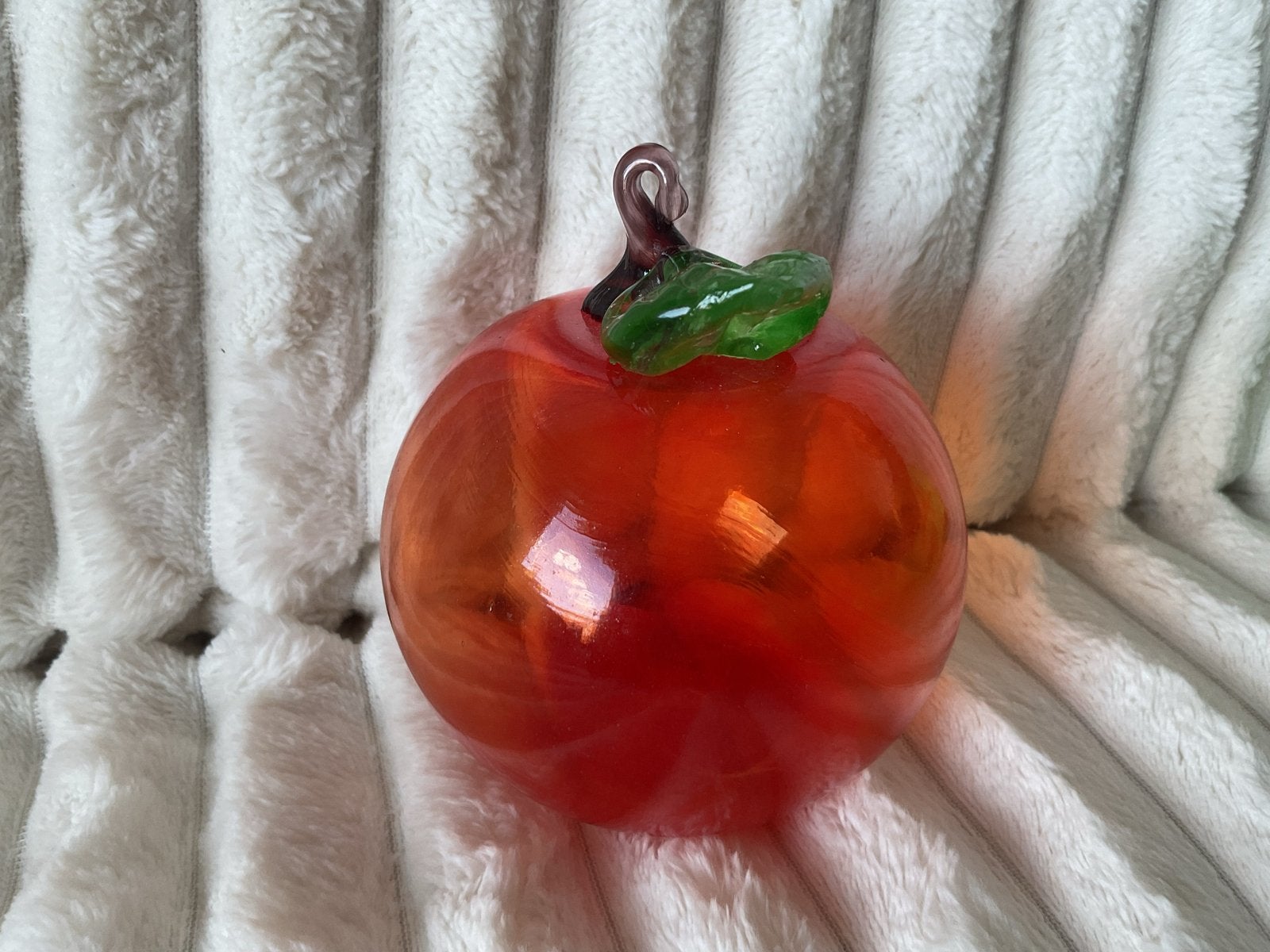 Glazen decoratieve appel - Rood met groen blad, Verzenden