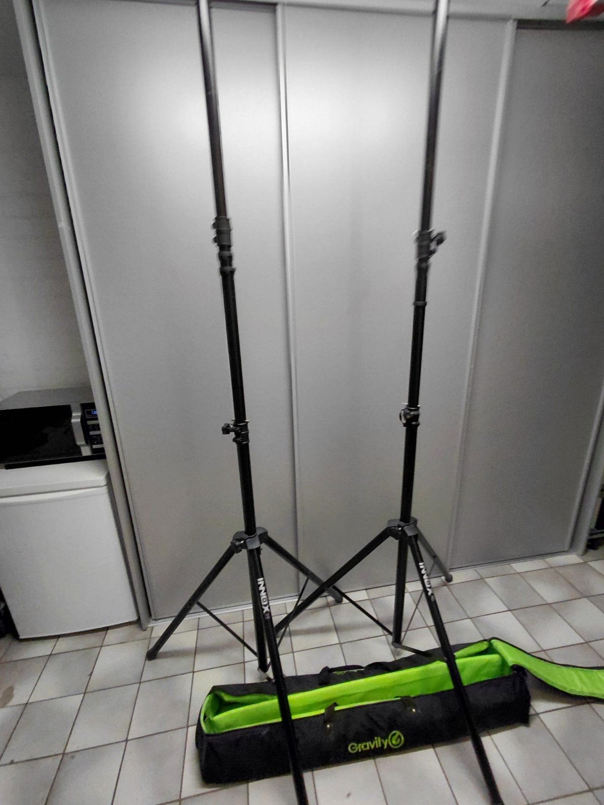 Speaker/licht statieven set met draagtas, Muziek en Instrumenten, Standaards, Ophalen of Verzenden, Gebruikt, Instrumentstandaard