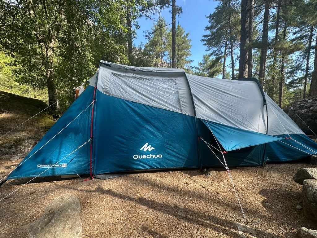 Fijne 2+3 persoonstent met stahoogte, Caravans en Kamperen, Tenten, Ophalen of Verzenden, Zo goed als nieuw, Tot en met 5
