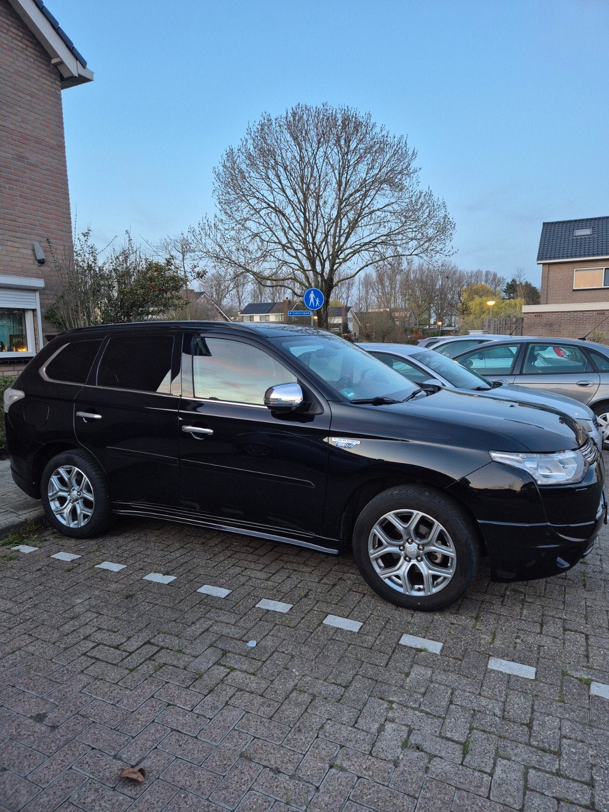 Mitsubishi Outlander 2.0 Dohc Mivec Phev 203pk 4WD CVT 5P, Auto's, Automaat, 1998 cc, Outlander, 4 cilinders