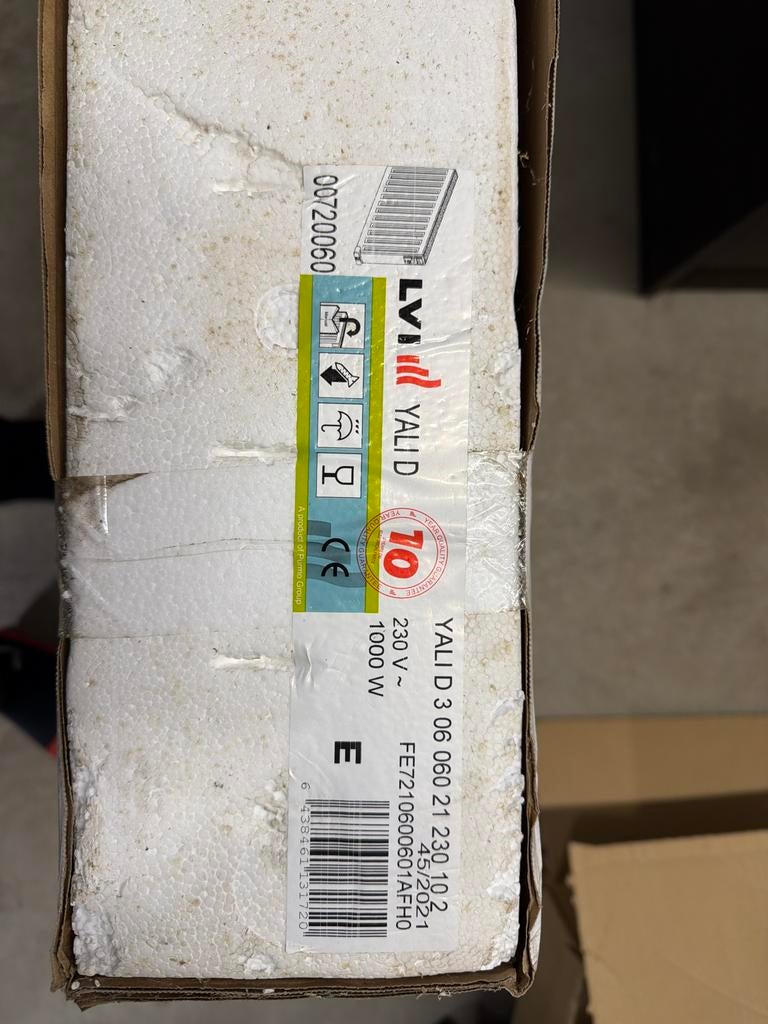Nieuwe Radson Yali D elektrische radiator 1000W, Doe-het-zelf en Verbouw, Verwarming en Radiatoren, 30 tot 80 cm, Radiator, Nieuw