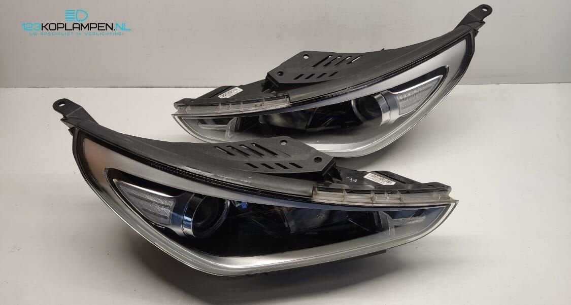 Hyundai i30 3 koplamp links rechts, Gebruikt, -, -, Ophalen of Verzenden