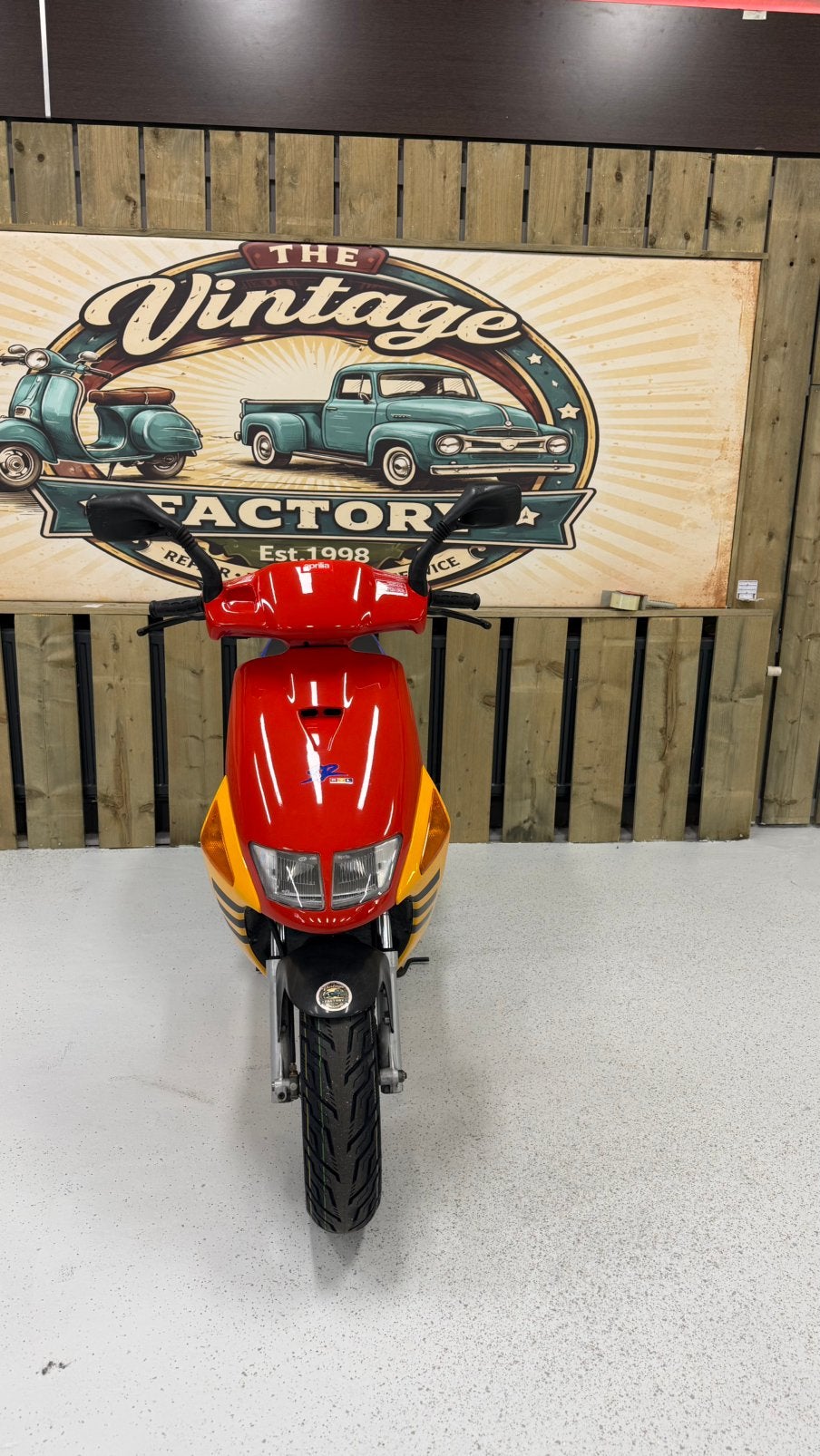 Aprilia sr rtl replica viper max romboni malaguti runner zip, Overige modellen, Maximaal 45 km/u, Ophalen of Verzenden, Zo goed als nieuw