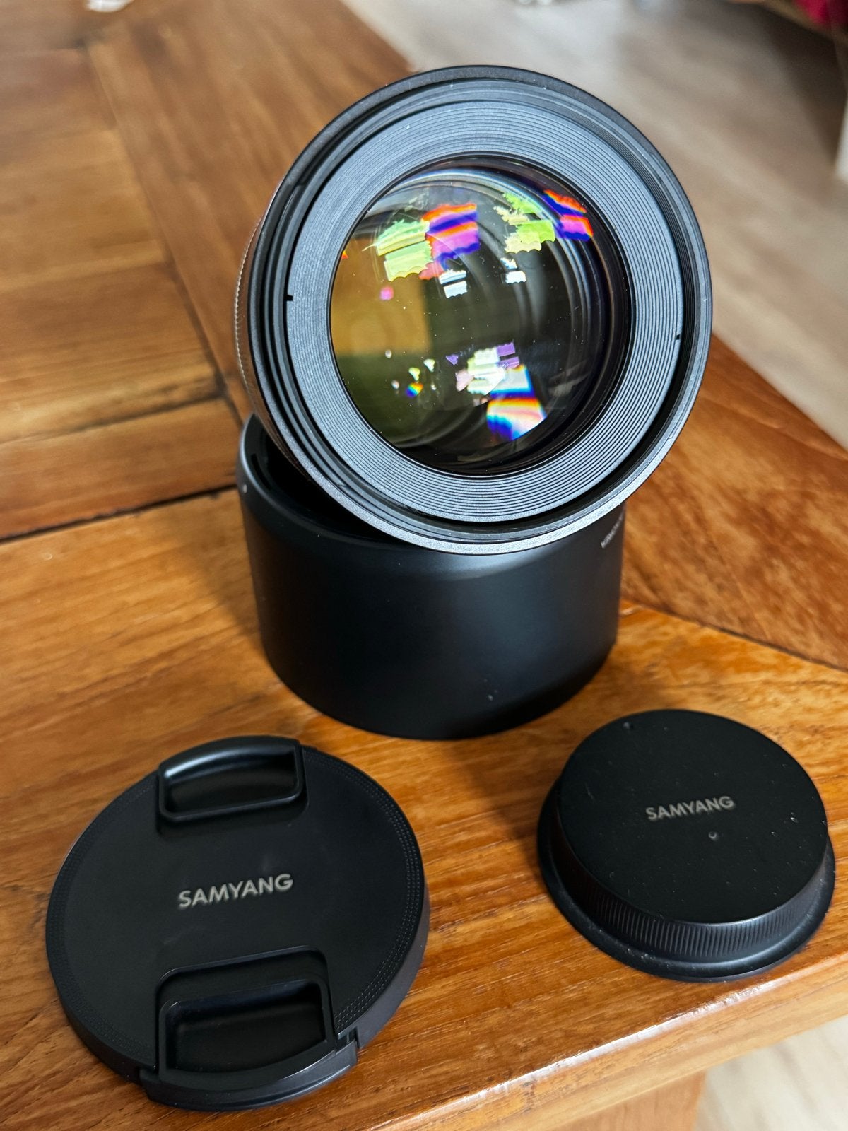 Samyang AF 85mm F1.4 RF lens + Lens Station, Ophalen, Zo goed als nieuw, Telelens