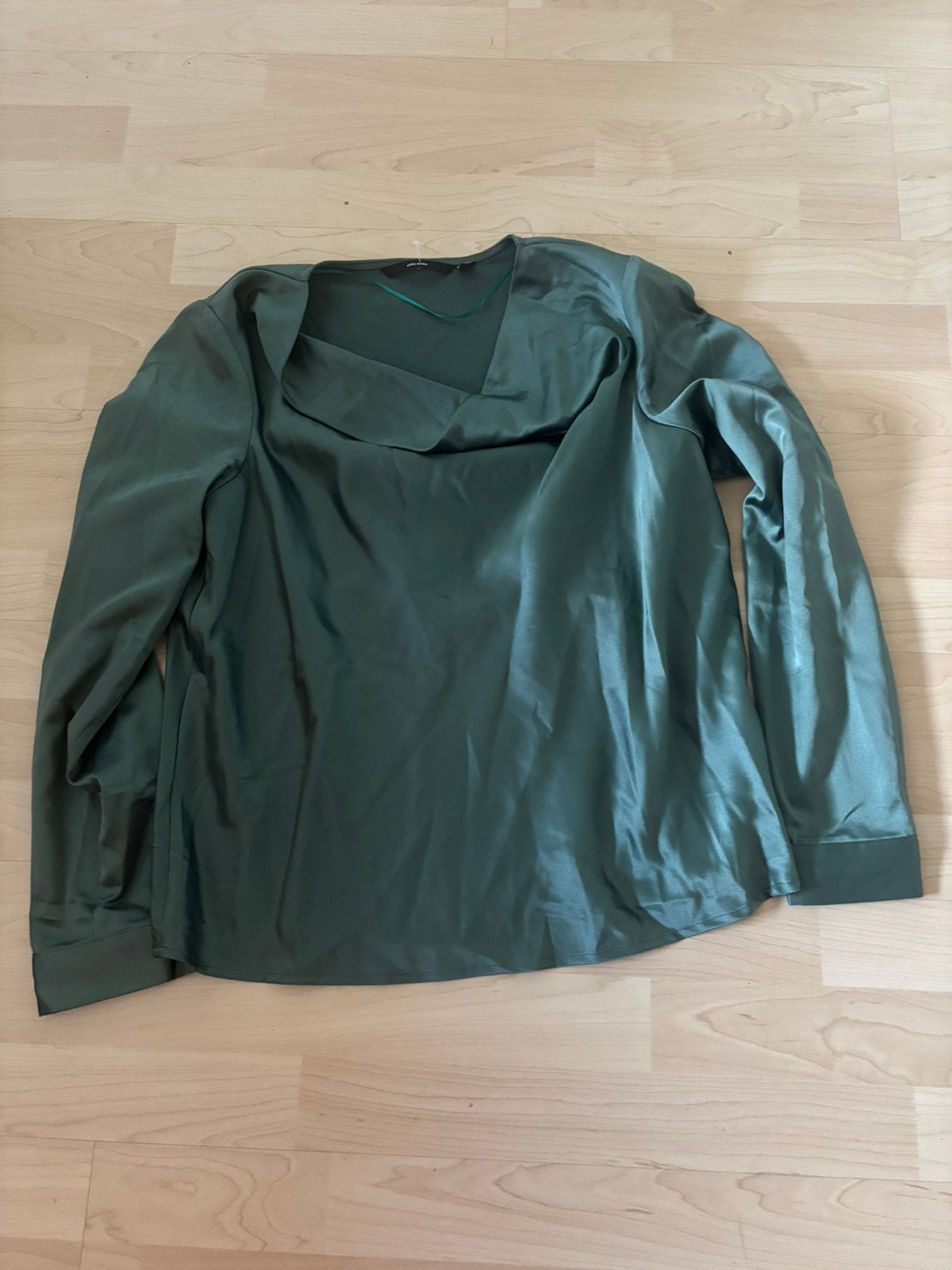 Bloesje zijde bloesje groen  m vero mode, Kleding | Dames, Rokken, Ophalen of Verzenden, Zo goed als nieuw, Groen, Boven de knie