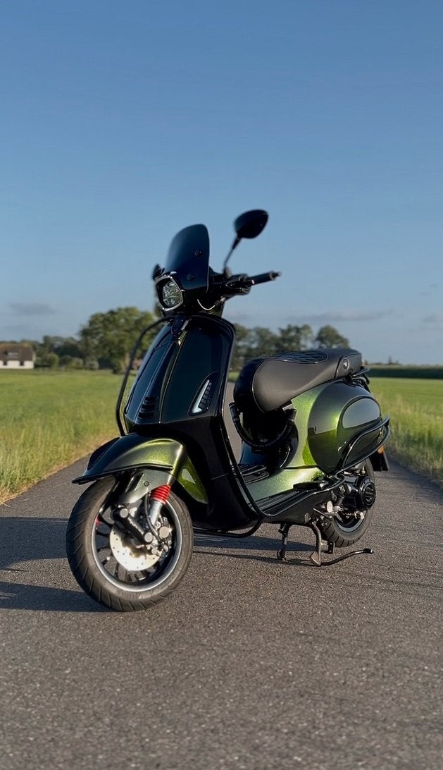 Vespa Sprint | Custom Vespa Exclusive | 2022 | Brom, Fietsen en Brommers, Scooters | Vespa, Ophalen, Maximaal 45 km/u, Vespa S