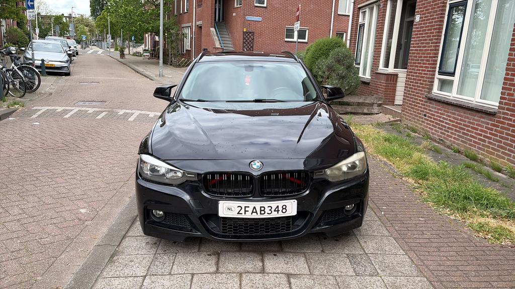 Bmw 318d station, Auto diversen, Schadeauto's, Automaat, Zwart, Stationwagon, Diesel