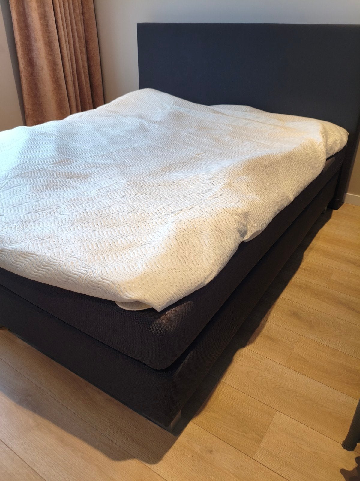 Boxspring 200 x 160 cm inclusief matrassen, Huis en Inrichting, Slaapkamer | Boxsprings, Ophalen