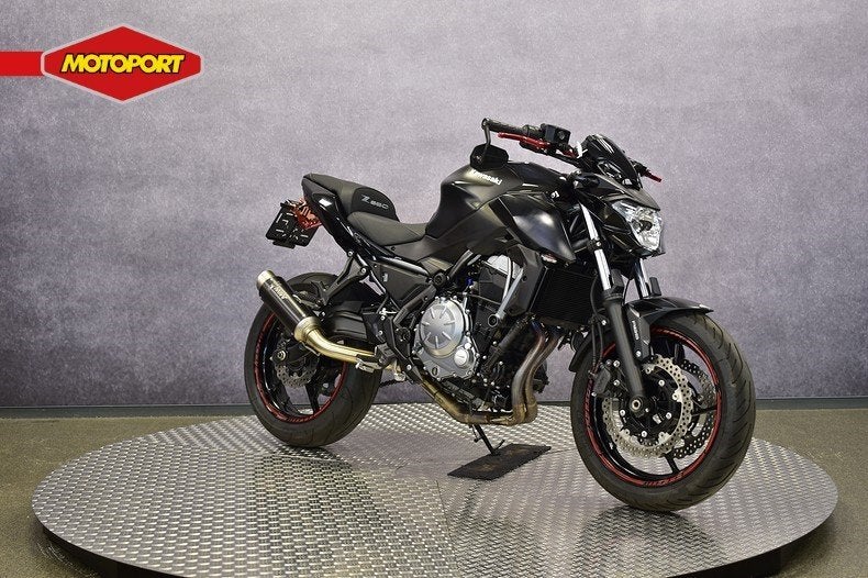 Kawasaki Z 650 (bj 2017), Motoren, Info@kawasaki.nl, Jacobus Spijkerdreef 1-3
2132 PZ  Hoofddorp, NL, Kawasaki Motors Europe N.V.