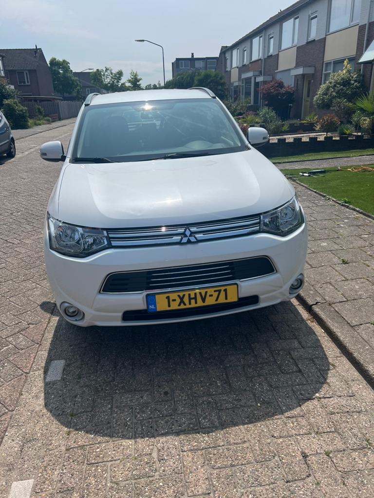 Mitsubishi Outlander 2.0 Dohc Mivec Phev 203pk 4WD CVT 5P, Auto's, Mitsubishi, Particulier, Outlander, Hybride Elektrisch/Benzine
