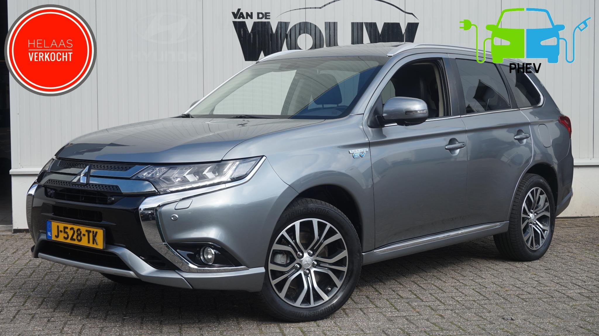 Mitsubishi Outlander 2.4 PHEV Intense+ Afn. Trekhaak | Elekr, Auto's, Automaat, 4 cilinders, 120 €/maand, Bedrijf