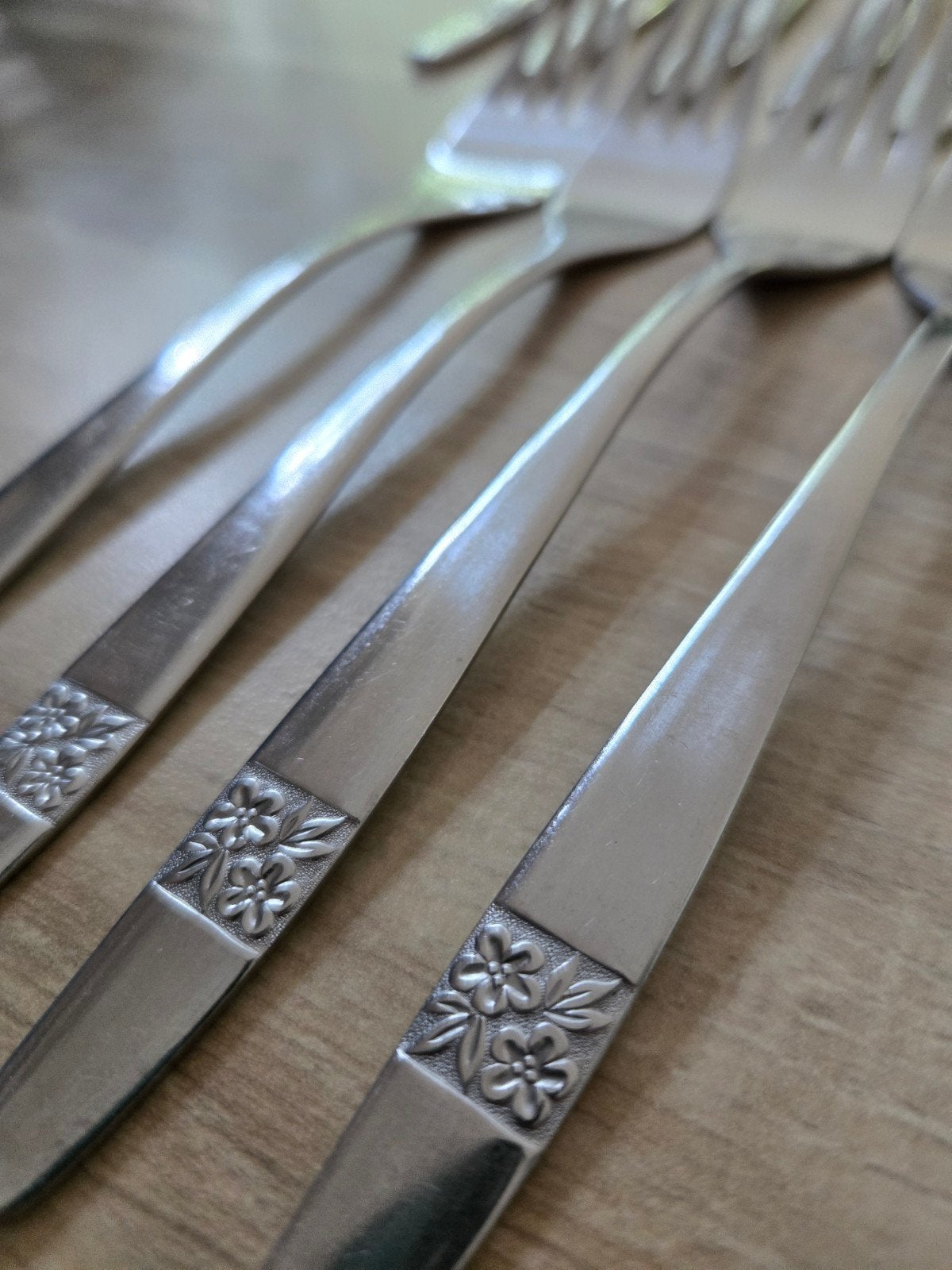 Durfine bestekdelen met bloemmotief, Antiek en Kunst, Ophalen of Verzenden