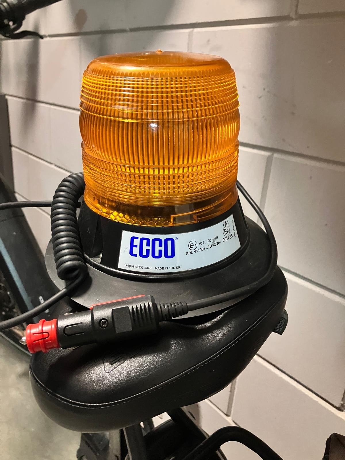 ECCO LED zwaailicht v11054, met magneet- Oranje, 12-24V, Auto diversen, Ophalen of Verzenden, Gebruikt