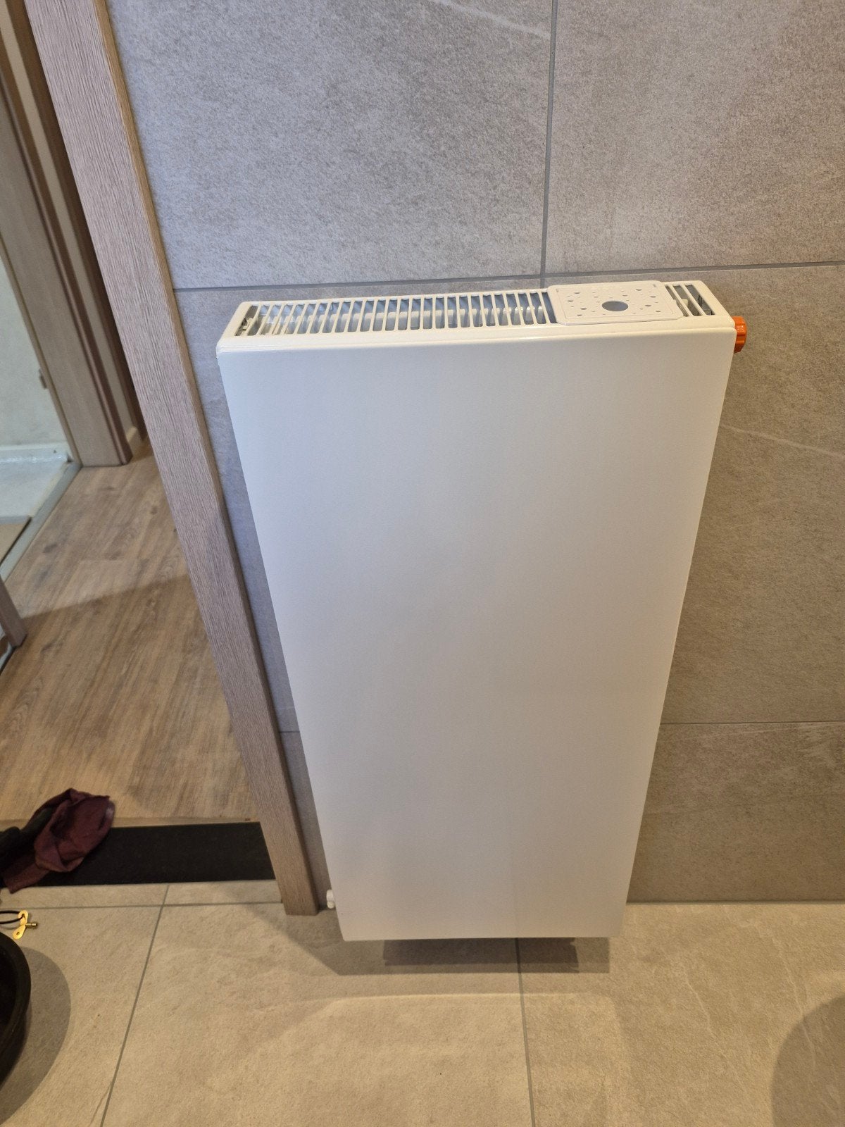 Zo goed als nieuwe Eca radiator, Ophalen, Radiator, Minder dan 60 cm, Zo goed als nieuw