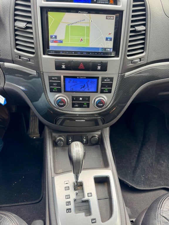 Hyundai SANTA FE 2.4i CVVT 4WD Style CLIMA LEER DAK NETTE AU, Auto's, Automaat, Euro 5, Gebruikt, Navigatiesysteem
