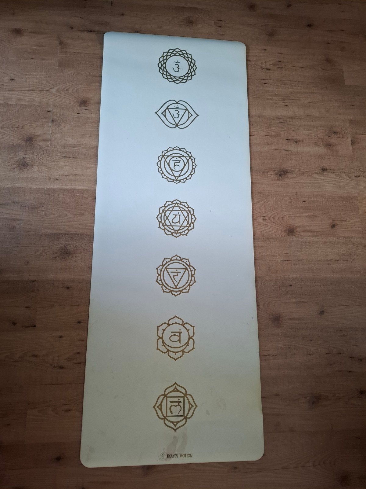 Gratis yogamat met chakra-symbolen, Ophalen, Zo goed als nieuw, Yogamat