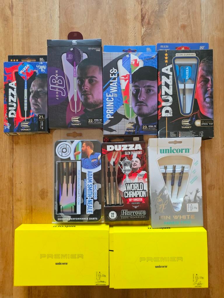 Darts Durrant Brown Williams Smith Neale White Dobey Bergh, Sport en Fitness, Darts, Ophalen of Verzenden, Zo goed als nieuw, Pijlen