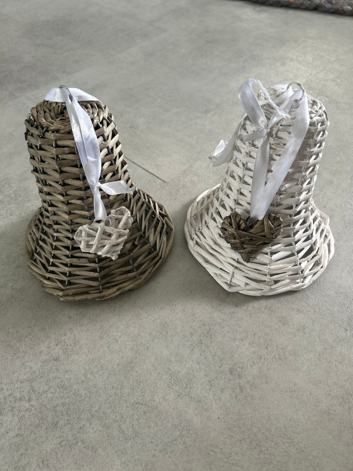 Decoratieve klokjes van riet met hartje - 15 cm, Ophalen, Meerkleurig, Natuurlijk materiaal, Landelijk