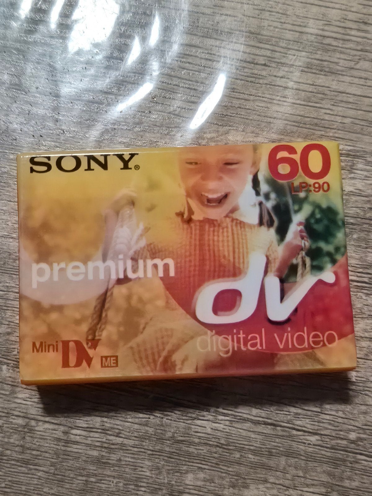 Sony Mini DV Premium DVM60PR3 Videoband -Nieuw in verpakking, Audio, Tv en Foto, Videocamera's Digitaal, Mini dv, Nieuw, Ophalen of Verzenden
