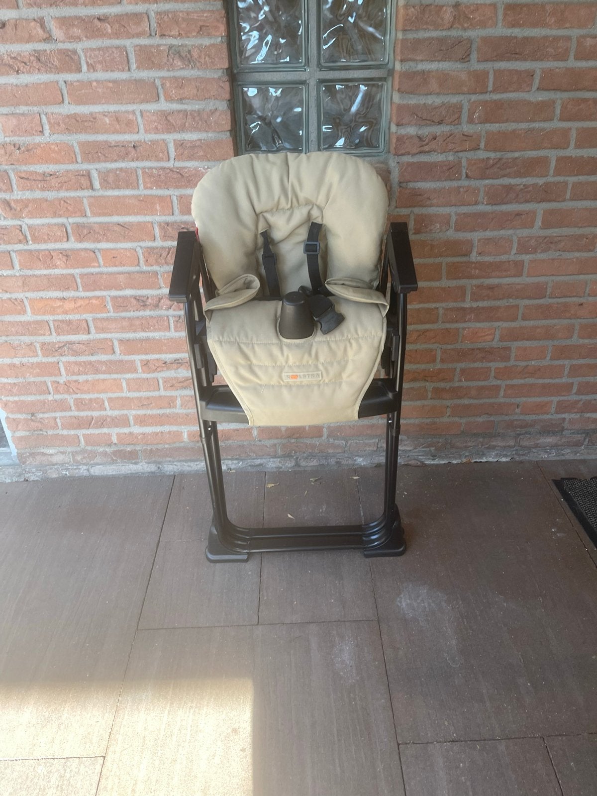 Koelstra kinderstoel - zo goed als nieuw, Ophalen, Zo goed als nieuw, Inklapstoel, Afneembaar eetblad