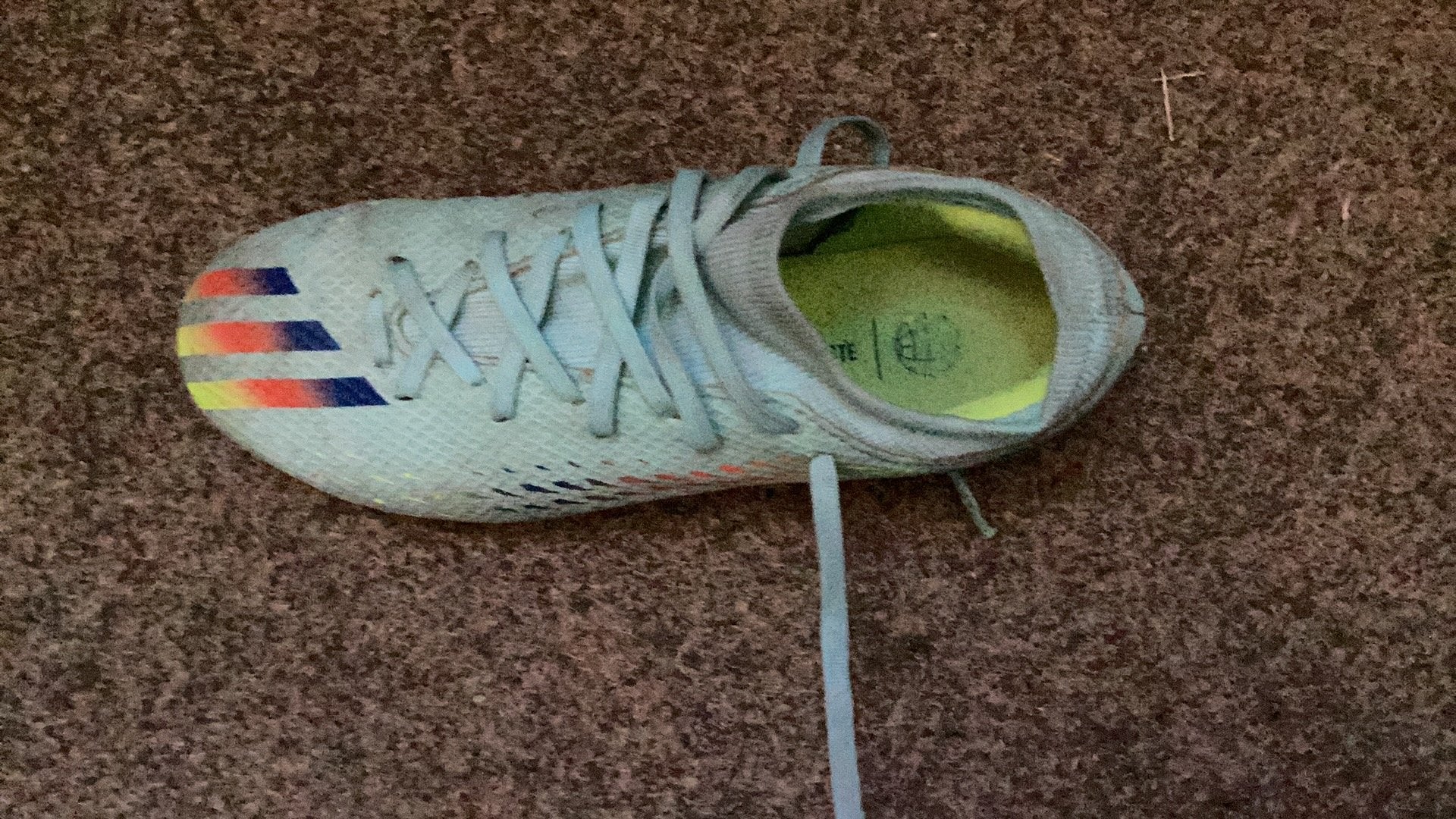 Adidas voetbalschoenen maat 37 1/3, Gebruikt, Maat XS of kleiner, Schoenen, Ophalen of Verzenden