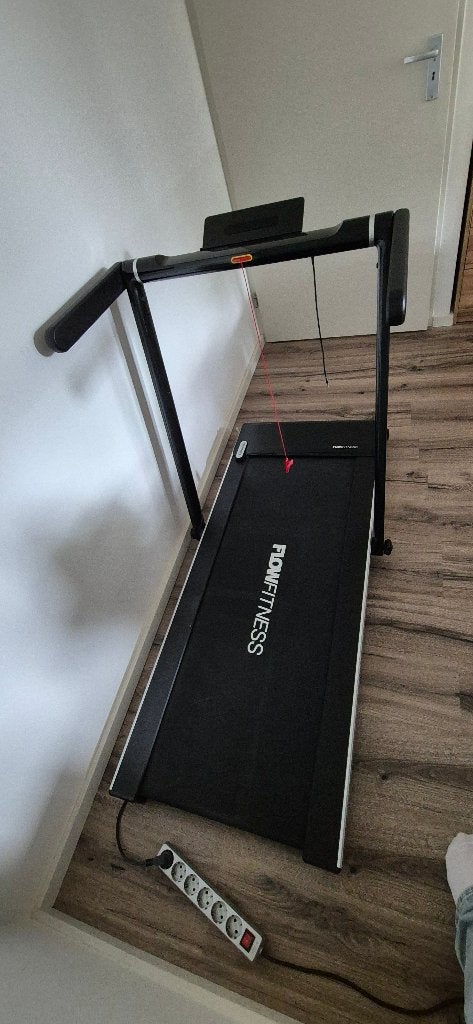 Flow Fitness Runner DTM 300i loopband z.g.a.n., Sport en Fitness, Fitnessapparatuur, Ophalen, Zo goed als nieuw, Rug, Loopband