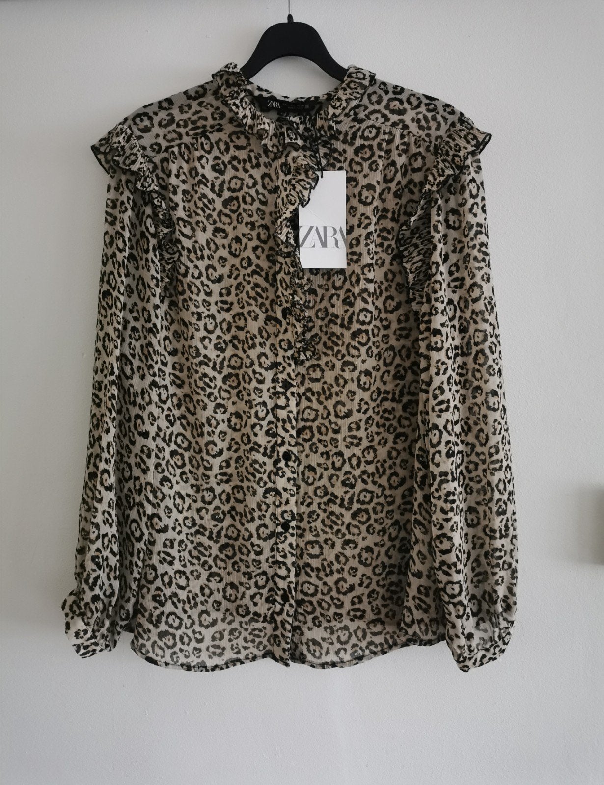 ZARA blouse met geplisseerde volants mt. M, Maat 38/40 (M), Zara, Nieuw, Meerkleurig