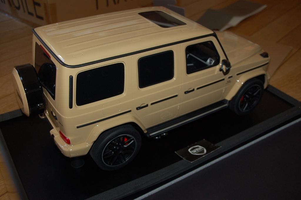 1:8 Minichamps Mercedes G63 2018 Wustensand ltd99 WRH, Hobby en Vrije tijd, Modelauto's | 1:5 tot 1:12, Ophalen, Zo goed als nieuw