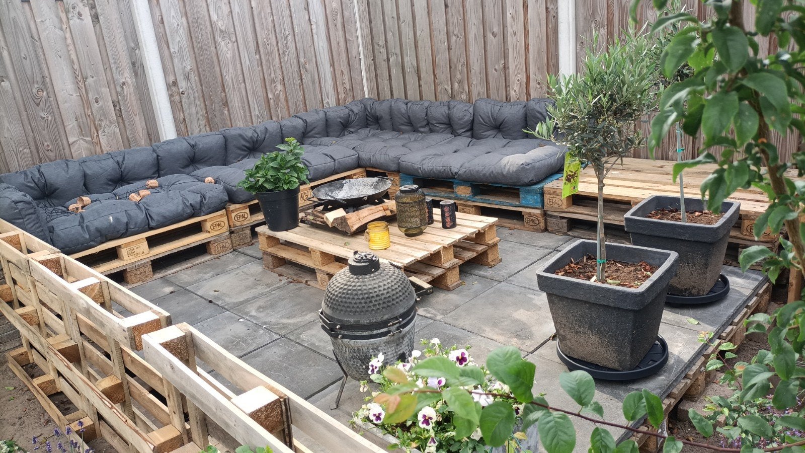 4 x complete set grijze loungekussens voor palletbank, Ophalen, Zo goed als nieuw, Loungeset