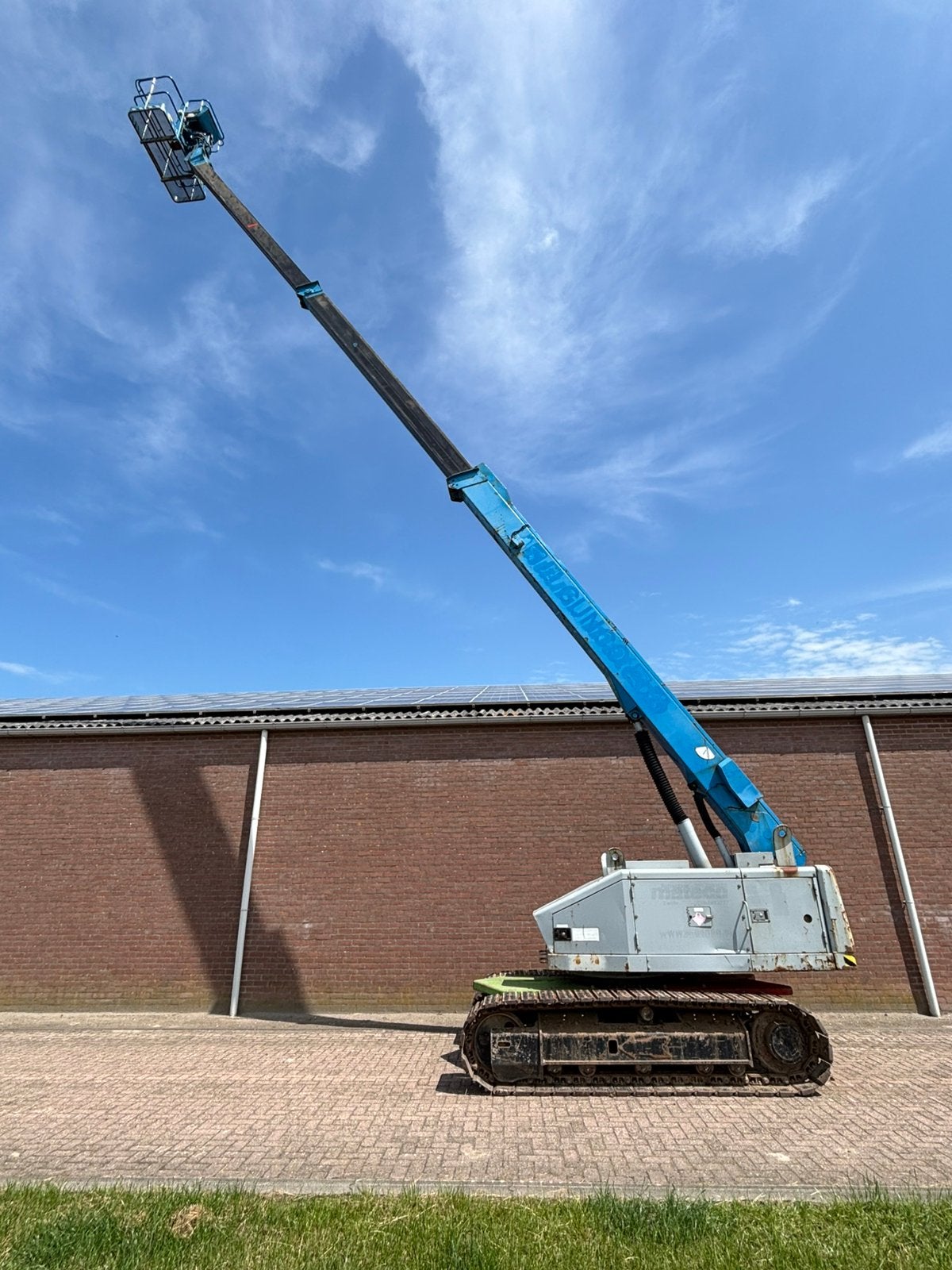 𝐀𝐢𝐜𝐡𝐢 𝐡𝐨𝐨𝐠𝐰𝐞𝐫𝐤𝐞𝐫 Rups 20M werkhoogte, Ophalen