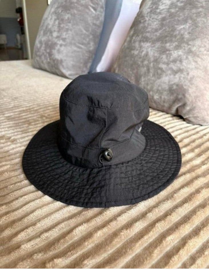 Seeberger zwart vissershoedje/bucket hat one size ZGAN, Ophalen of Verzenden, Zo goed als nieuw, One size fits all, Hoed