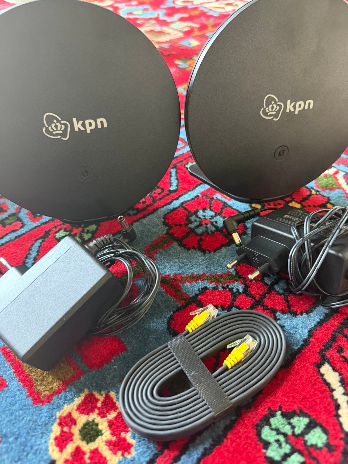 KPN Super WiFi 2.0 – 2x Mesh WiFi units, Computers en Software, WiFi-versterkers, Ophalen of Verzenden, Zo goed als nieuw