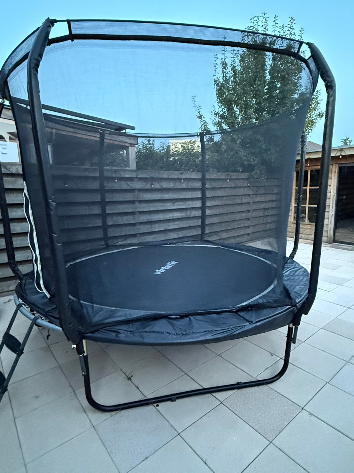 MOET WEG Trampoline 305 cm zwart veiligheidnet gratis trapje, Ophalen, Gebruikt