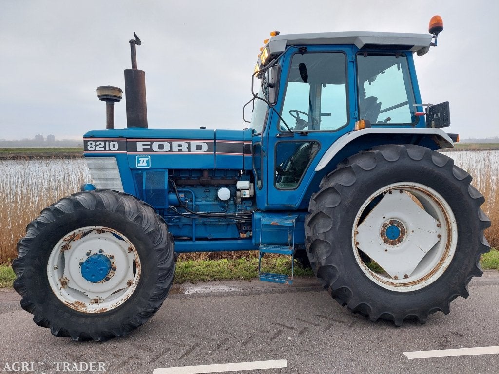 Ford 8210  !!!  40 km bak  !!!, 80 tot 120 Pk, Gebruikt, -, Niet opgegeven