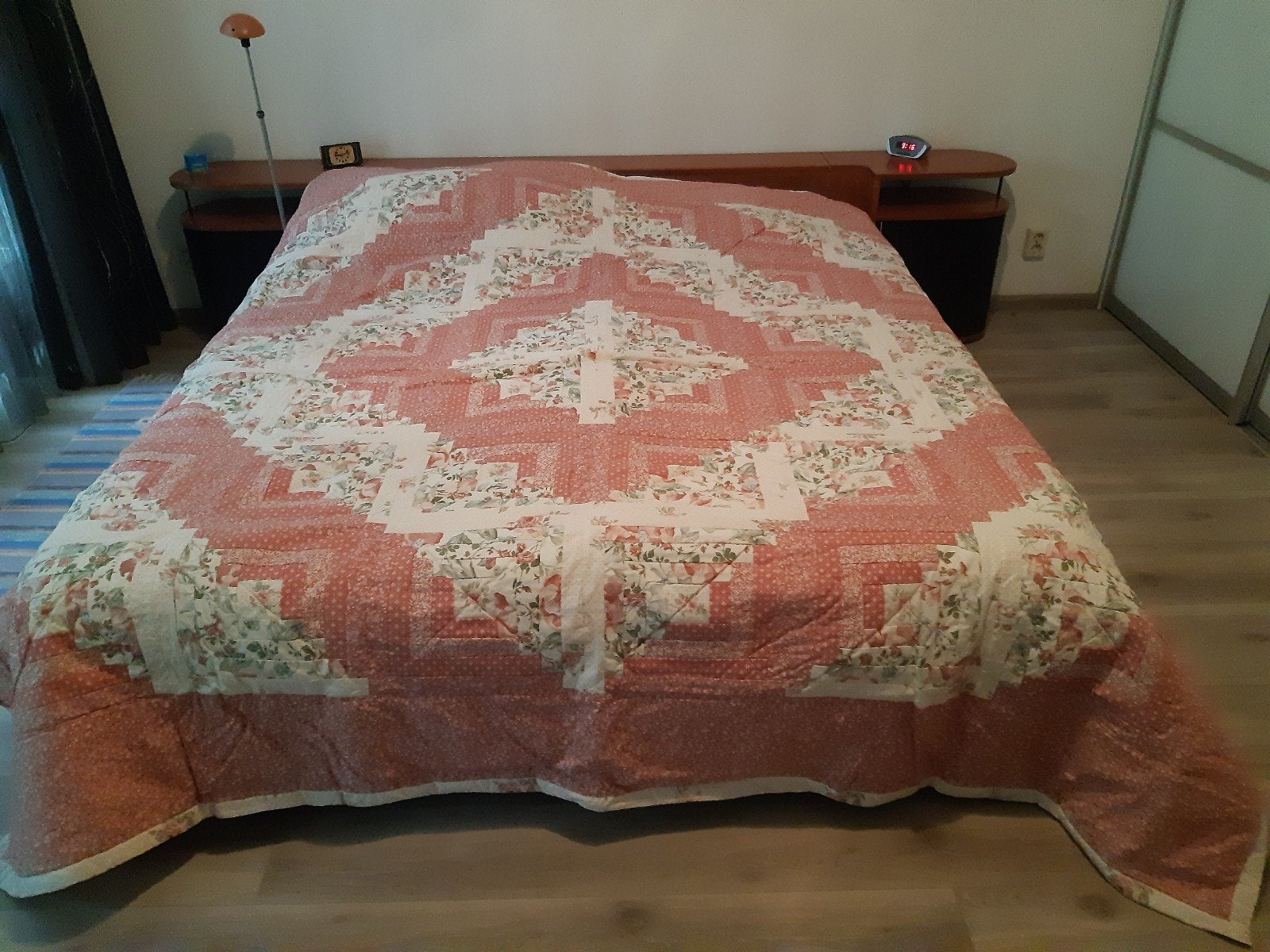Harriet's House Quilt Sprei 250x250 cm met 2 Kussens, Lits-jumeaux, Nieuw, Ophalen of Verzenden, Overige merken