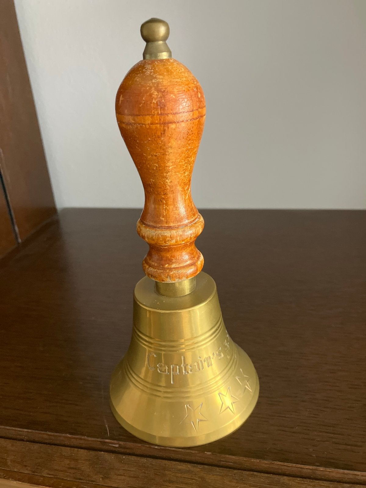 Vintage Messing Scheepsbel 'Captain's Star' met Houten Handv, Ophalen of Verzenden, Koper