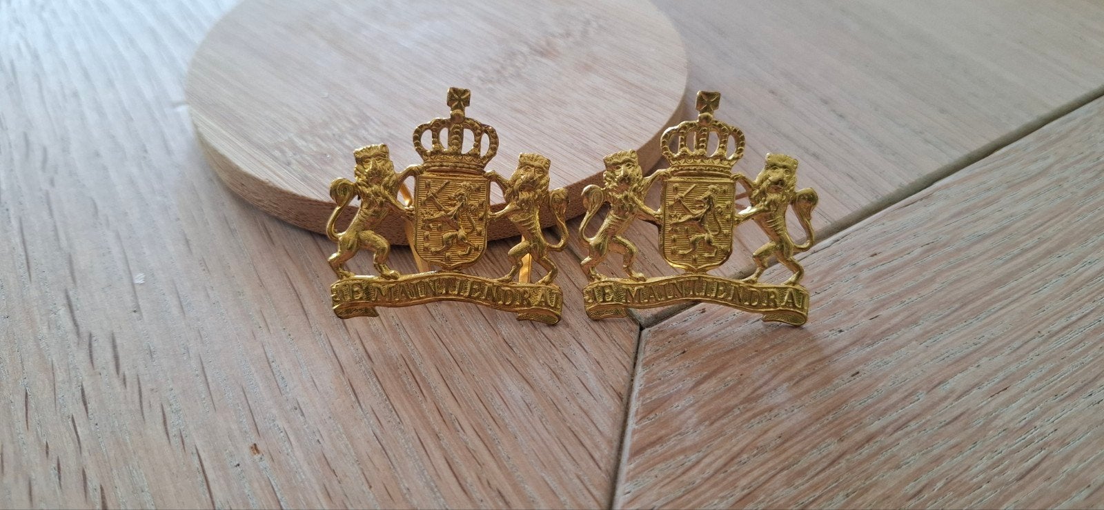 Goudkleurige petemblemen, Verzenden, Landmacht, Nederland, Embleem of Badge
