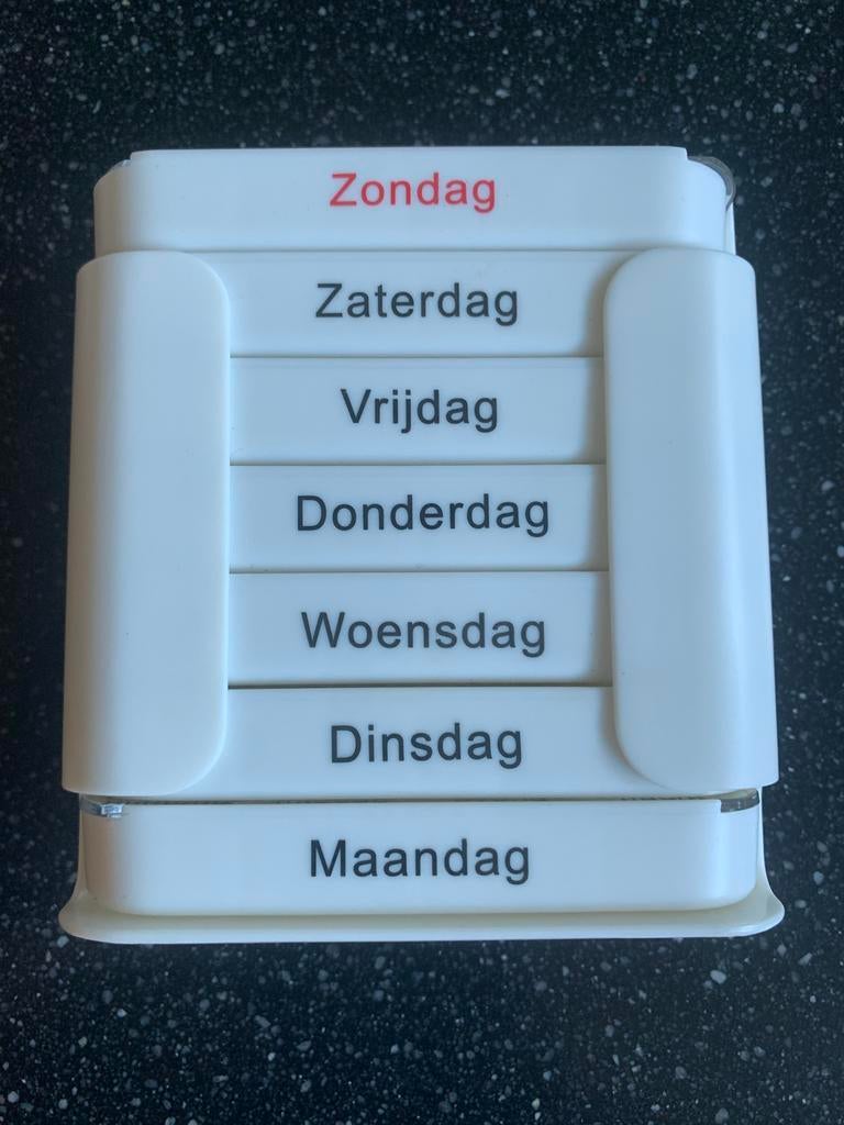 Nieuw pillendoosje, Diversen, Ophalen of Verzenden, Nieuw