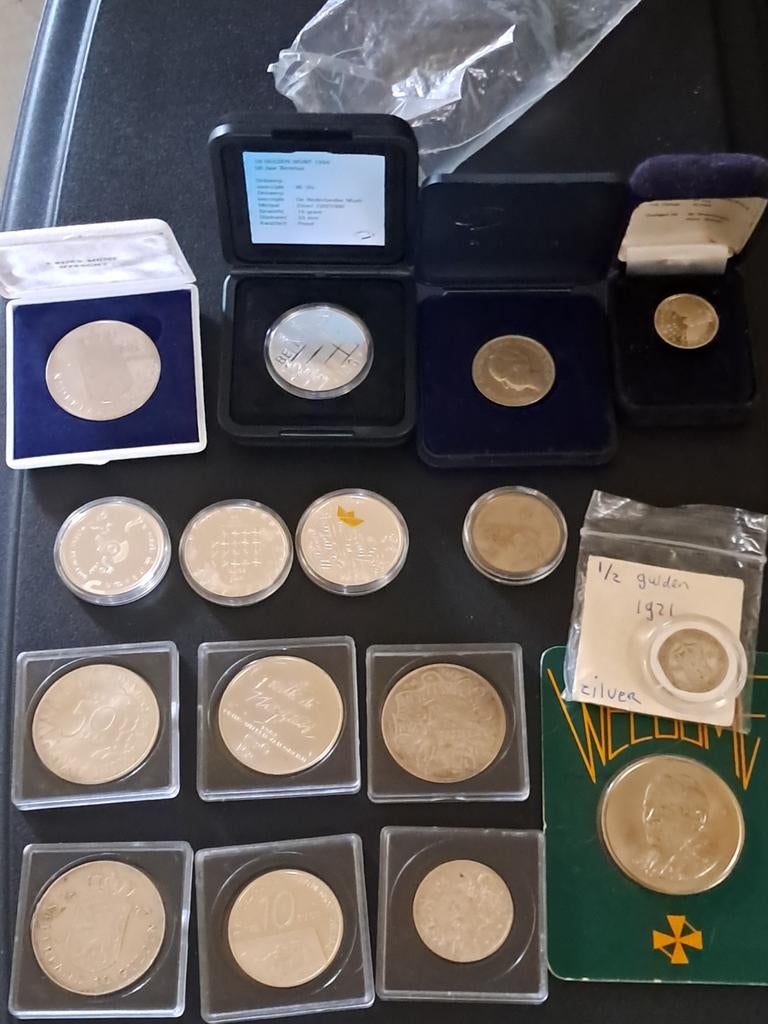 Zilveren Munten Collectie: Guldens, Herdenkingsmunte, Postzegels en Munten, Munten | Nederland, Koningin Juliana, Setje, Zilver