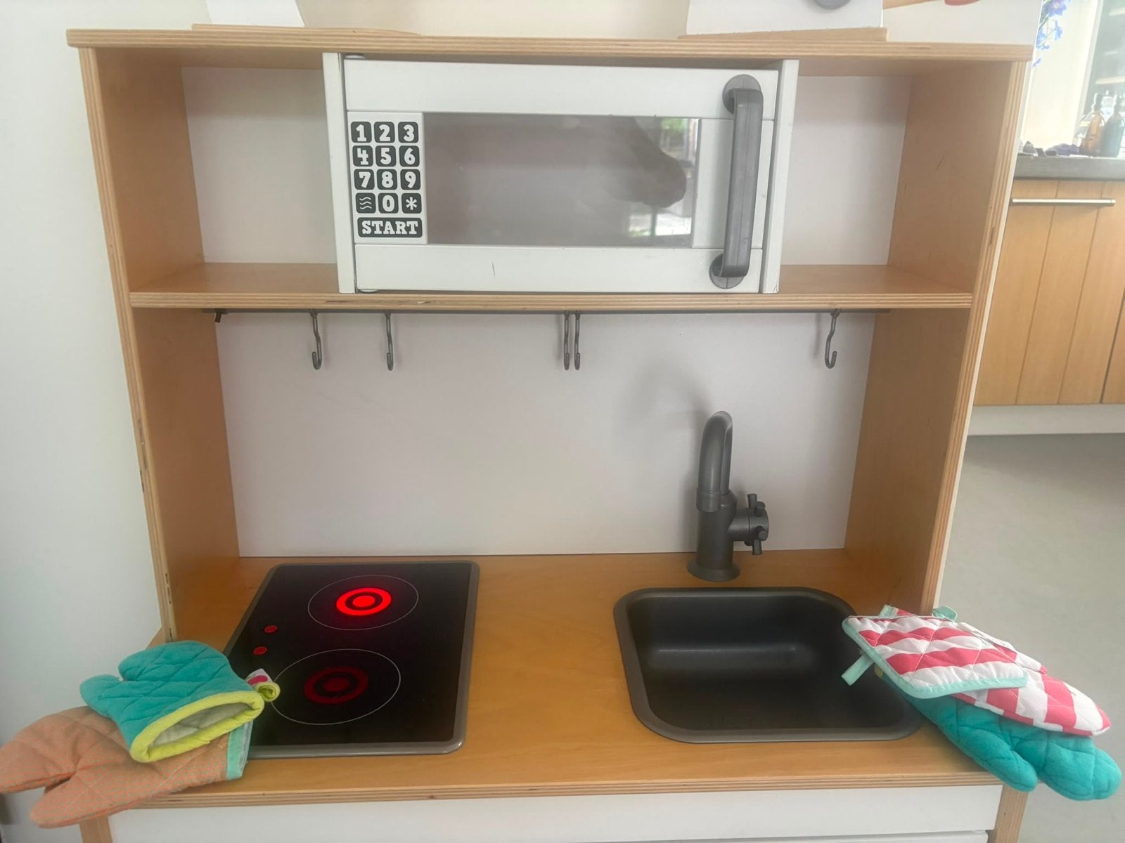 IKEA DUKTIG speelkeuken met veel toebehoren!, Ophalen of Verzenden, Zo goed als nieuw, Jongen of Meisje